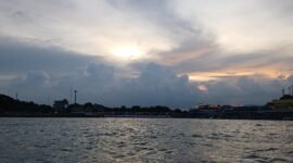 Kondisi perairan di Belakang Padang, Kota Batam, waktu lalu. Foto: Metroposid