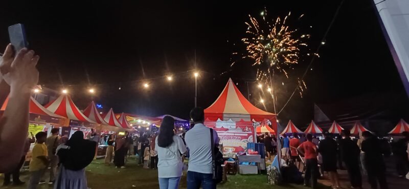 Tahun Baru 2026 secara sederhana tanpa kembang api maupun petasan. 