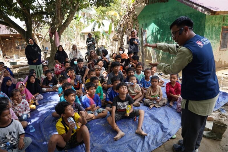 TelkomProperty Salurkan Bantuan Kemanusiaan Bagi Korban Bencana di Sumatra, baru-baru ini. Foto: Istimewa
