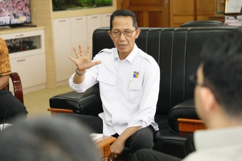 Wali Kota Batam Amsakar Achmad