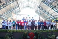 Wako Batam, Amsakar Achmad, resmi menutup Pelatihan Berdasarkan Unit Kompetensi dan Peningkatan Produktivitas Tingkat Daerah Kabupaten/Kota yang digelar di Pusat Kuliner Batam (Pakuba), Tembesi, Batuaji, Rabu (3/12/2025) kemarin. (DISKOMINFO BATAM)