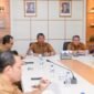 rapat koordinasi lanjutan untuk mematangkan persiapan peringatan HJB ke-196 di Kantor Wali Kota Batam, Senin (8/12/2025).Foto: Diskominfo Batam
