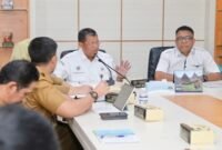 Sekretaris Daerah (Sekda) Kota Batam, Firmansyah, rapat investasi dari PT Vendoor Mebelia Indonesia, Selasa (9/12/2025). Foto: Humas Diskominfo Batam