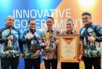 Batam kembali meraih penghargaan Daerah Perbatasan Terinovatif pada ajang Innovative Government Award (IGA) 2025 yang digelar Kementerian Dalam Negeri, di Jakarta, Rabu (10/12/2025). Foto: Pemko Batam