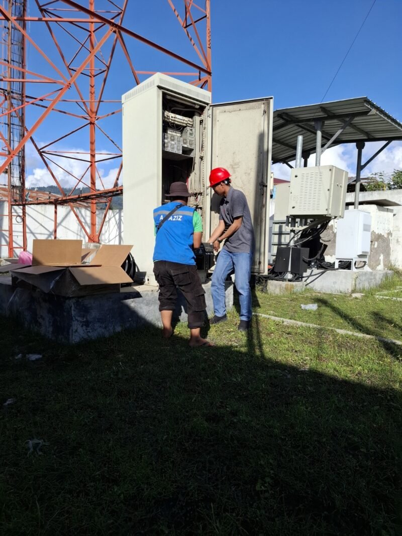 Telkomsel terus mempercepat pemulihan jaringan telekomunikasi di wilayah Takengon, Aceh Tengah, yang terdampak bencana banjir dan longsor, Minggu (7/12/2025). Foto: Telkomsel