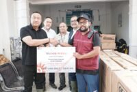 Melalui program Tanggung Jawab Sosial dan Lingkungan (TJSL), TelkomGroup menyalurkan bantuan di daerah terdampak di Aceh, Sumbar, dan Sumbar, mencakup bantuan konektivitas dan kemanusiaan. Foto: Telkom