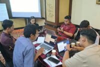 Sebanyak 19 jurnalis Batam mengikuti Uji Kompetensi Jurnalis (UKJ) yang digelar oleh AJI selama dua hari, Sabtu–Minggu (20–21/12/2025), di Hotel PIH Batam. Foto: Istimewa