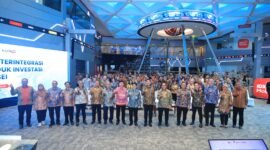 Peluncuran Sistem Terintegrasi Pendaftaran Produk Investasi OJK-KSEI” di Main Hall Bursa Efek Indonesia (BEI) Jakarta, Senin (22/12/2025). Foto: OJK