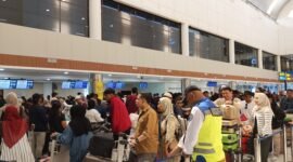 Arus lalu lintas penumpang di Bandara Hang Nadim Batam mulai alami peningkatan selama Nataru, Rabu (24/12/2025). Foto: istimewa