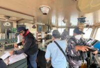 KM Polo, kapal tanpa awak yang ditemukan terdampar di perairan Pulau Pekajang (Cibia), Kabupaten Lingga, Kepulauan Riau, Sabtu (27/12/2025). Foto: Istimewa