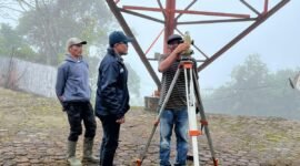 Telkomsel memastikan 99 % layanan pulih pasca bencana banjir dan longsor di Sumatera Barat. Foto: Telkomsel 