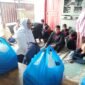 Jurnalis Batam saat berkunjung di Panti Asuhan At-Taqwa, Perumahan Taman Seruni, Batam Kota, Jumat (2/1/2026). Foto: Istimewa