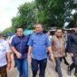 Deputi Infrastruktur BP Batam, Mouris Limanto, saat meninjau bersama Wakil Menteri UMKM RI, Helvi Yuni Moraza. di kawasan Tanjung Pantun, Batuampar, Kota Batam, Jumat (9/1/20260. 
