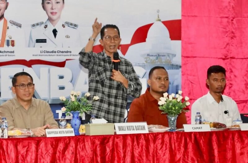 Musrenbang Tingkat Kelurahan Tembesi yang berlangsung di Aula Masjid Al-Amin, Rabu (7/1/2026) malam. Foto: Humas Diskominfo Batam