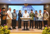 Mendagri Tito Karnavian, saat penandatanganan nota kesepahaman (MoU) antara APKASI dan International Business Association (IBA) di Batam, Selasa malam (20/1/2026). Foto: Istimewa
