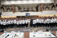 BP Batam secara resmi menyerahkan SK kepada 718 pegawai, terdiri dari 681 pegawai tetap dan 57 pegawai P2K, Senin (12/1/2026). Foto: Humas BP Batam