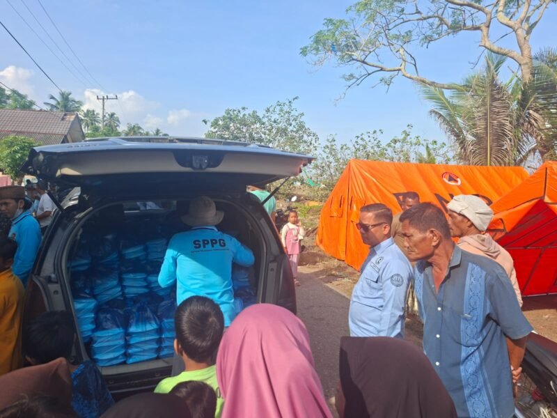 Keala BGN Regional Aceh Mustafa Kamal mengatakan sejak 26 Desember 2025 hingga 9 Januari 2026, pihaknya telah melakukan pengalihan sebanyak 5.052.152 porsi MBG kepada masyarakat terdampak bencana. Foto: Istimewa