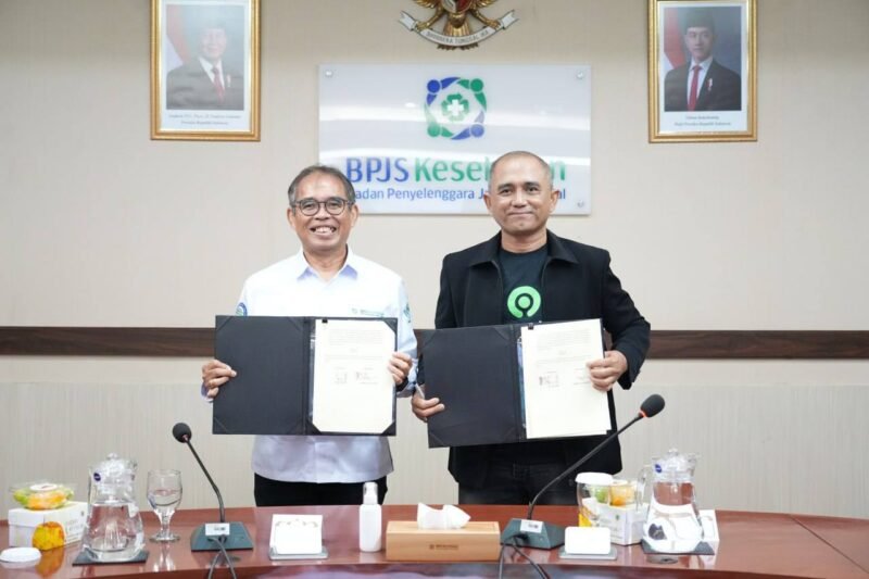 BPJS Kesehatan menggandeng PT GoTo Gojek Tokopedia Tbk untuk memperkuat perlindungan jaminan kesehatan bagi pengemudi mitra Gojek, kalaborasi ini ditandai dengan penandatanganan Perjanjian Kerja Sama, Senin (12/1/2026). Foto: Humas Diskominfo Batam