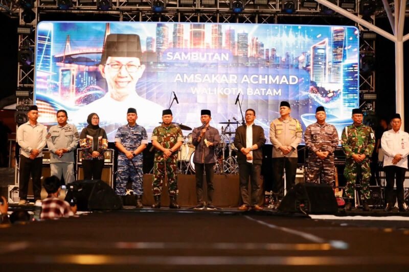 Perayaan Kenduri Akhir Tahun di Dataran Engku Putri, Batamcentre, tanpa kembang api sekaligus sarat makna, Rabu (31/12/2025) malam. Foto: Humas Diskominfo Batam