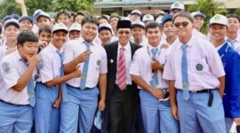 Wali Kota Batam, Amsakar Achmad, membuka Upacara Hari Amal Bakti (HAB) ke-80 Kementerian Agama Republik Indonesia di MAN 1 Batam, Sagulung, Sabtu (3/1/2026). Foto: Humas Diskominfo Batam