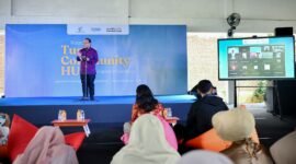 Kepala Badan Pengembagan Sumber Daya Manusia (BPSDM) Kemkomdigi Bonifasius Wahyu Pudjianto memberikan sambutan saat Peluncuran Tunas Community di Sekolah Tanah Tingal, Tangerang Selatan, Banten, Kamis (29/01/2026). Foto: DRA/Komdigi