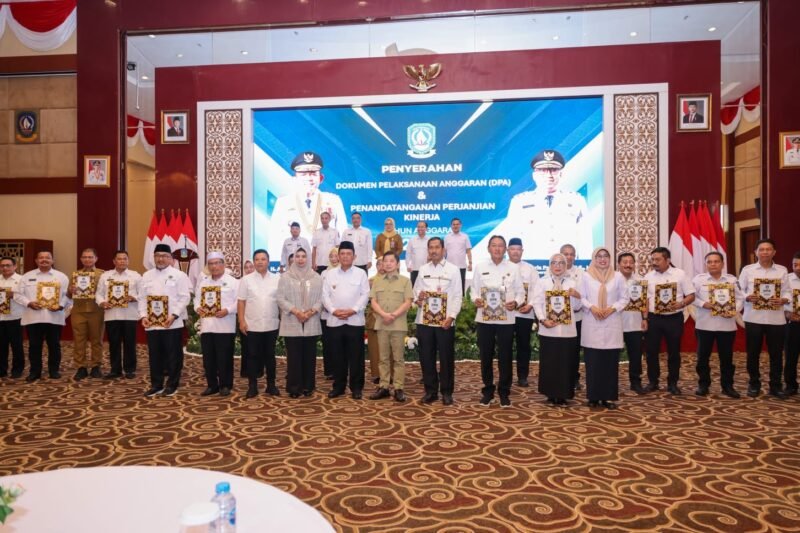 Dokumen DPA Kepri tahun 2026 diserahkan kepada 34 OPD dengan total pagu anggaran senilai Rp3,54 triliun. Foto: Humas Diskominfo Kepri