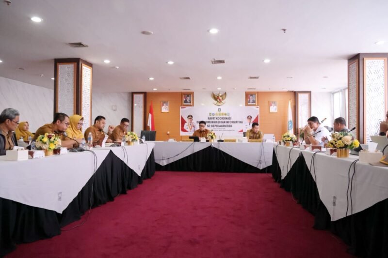 Pemprov Kepulauan Riau melalui Diskominfo menggelar Rapat Koordinasi Diskominfo se-Kepri di Aula Graha Kepri, Batam, Selasa (10/2/2026). Foto: Istimewa