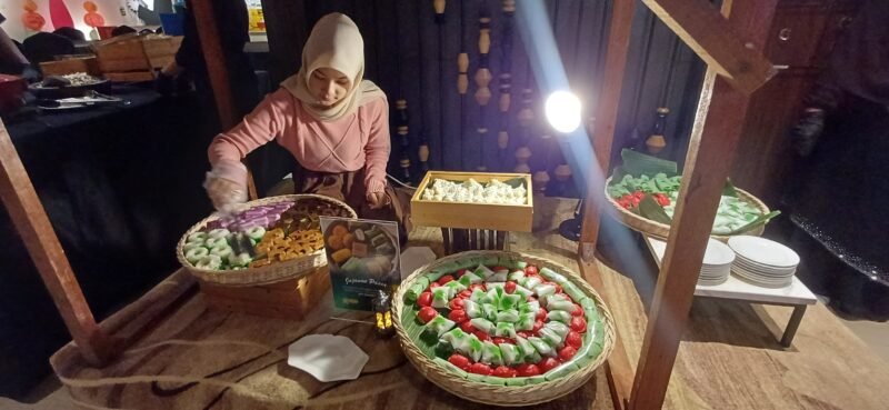 ARTOTEL Batam menghadirkan program buka puasa “A Wishful Ramadan” seharga Rp175.000 per orang.