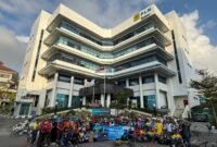 Batam Folding Bike (BFB) berkolaborasi dengan PT PLN Batam menggelar gowes bersama bertema Ride For A Bright Future, Minggu (1/2/2026). Foto; Istimewa