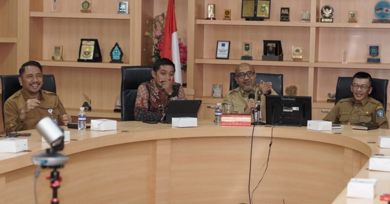 Rapat Koordinasi Pelaksanaan KURMA 2026 di Ruang Rapat Sekda Lantai III, Kantor Gubernur Kepri, Dompak, Senin (2/2/2026). Foto: Diskominfo Kepri