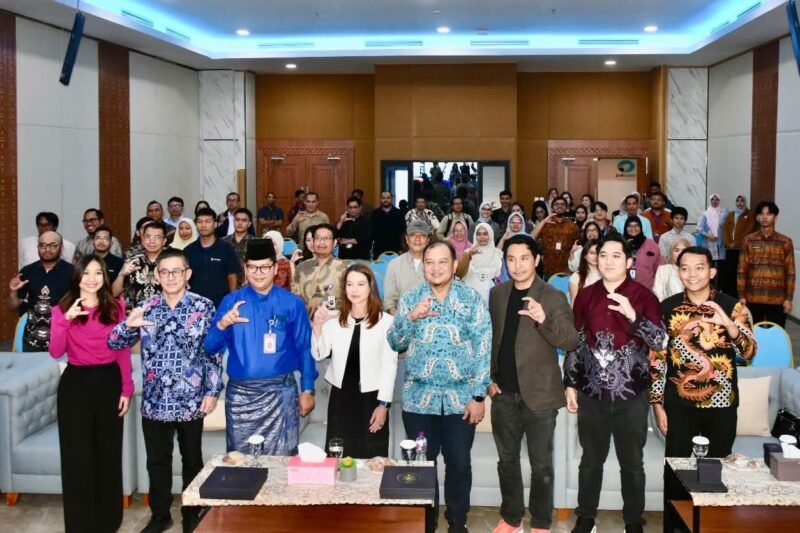 Pemko menegaskan komitmen itu melalui Freedom250 Tech Talk di Auditorium Politeknik Negeri Batam, Jumat (6/2/2026). Foto: Humas Diskominfo Batam