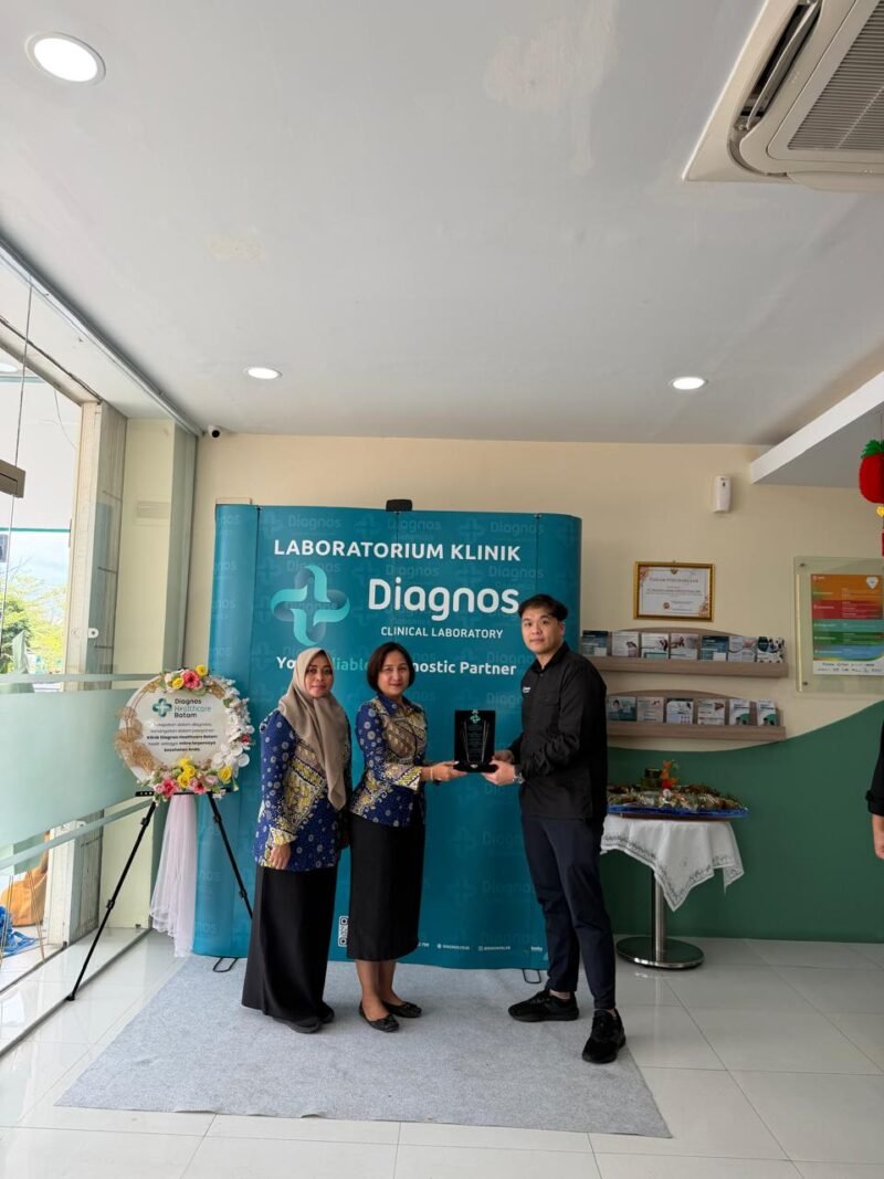 PT Diagnos Laboratorium Utama, Tbk membuka Klinik Utama Diagnos Healthcare di Batam pada Kamis (12/2/2026). Foto: Istimewa