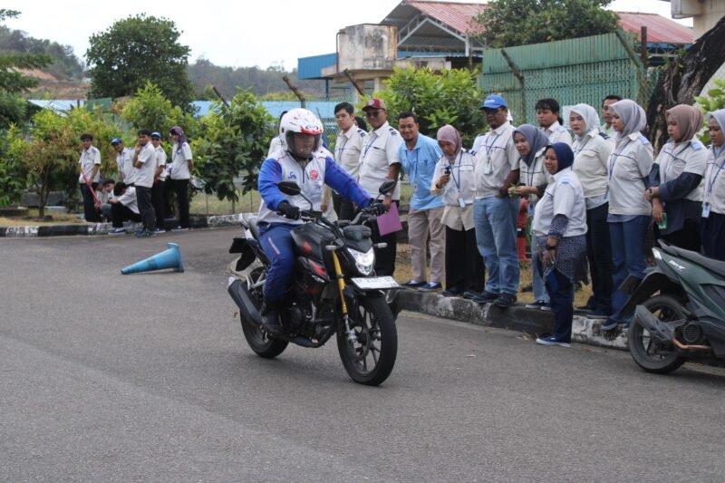 PT Capella Dinamik Nusantara, Main Dealer sepeda motor Honda di Keori ajak masyarakat berkendara selama Ramadan, melalui program edukasi safety riding. Foto: Istimewa