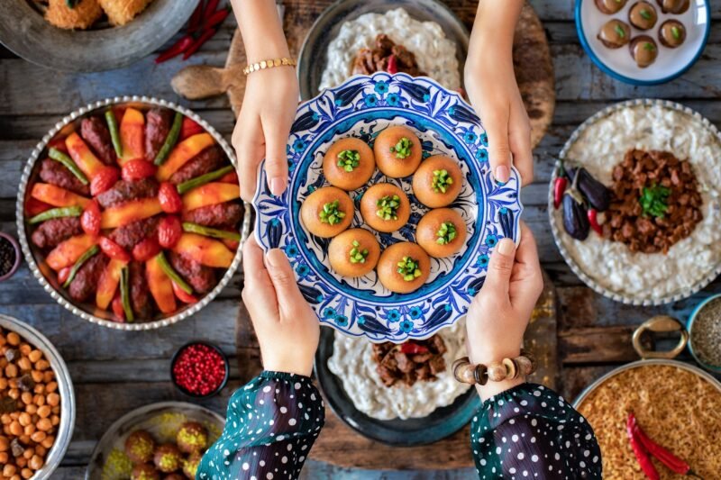 Grand Mercure Batam Centre menghadirkan program “Ruang Rasa Ramadan” di Ambrosia Restaurant. Foto: Istimewa