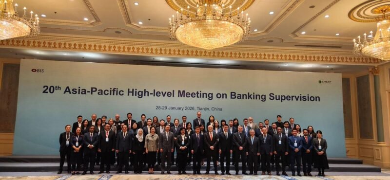 OJK mengikuti The EMEAP-BCBS-FSI 20th Asia-Pacific High-level Meeting on Banking Supervision dan Senior Official Meeting EMEAP WGBS di Tianjin, Tiongkok, pada 27–29 Januari 2026. Foto: Istimewa