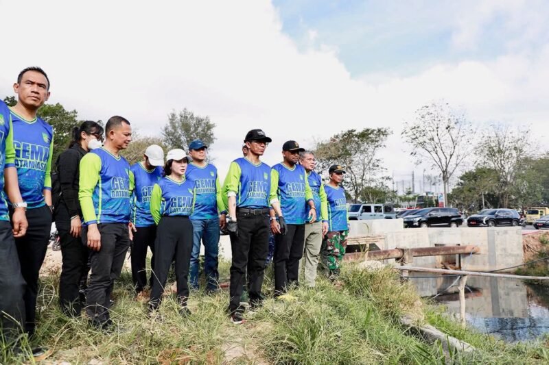 Gerakan Masyarakat Batam Aman, Sehat, Resik, dan Indah (Gema Batam ASRI) 2026 di Simpang K-Square, Batamcenter, Rabu (11/2/2026). Foto: Humas Diskominfo Batam