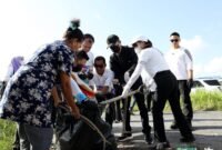 Pencanangan ditandai gotong royong massal yang melibatkan 2.000 peserta di Simpang K-Square, Batamcentre, Rabu (11/2/2026). Foto: Humas Diskominfo Batam