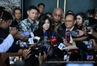 Menkomdigi Meutya Hafid menyampaikan Keynote Speech acara Konvensi Nasional Media Massa Hari Pers Nasional 2026 di Hotel Aston Serang, Banten Minggu (8/2/2026). Foto: Komdigi