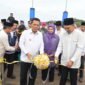 Dermaga apung berbahan High Density Polyethylene (HDPE) di Pelabuhan Jagoh, Dabo Singkep, Kabupaten Lingga, Senin (23/2/2026), diresmikan. Foto: Biro ADPIM Kepri