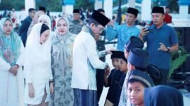 Ribuan warga memadati Masjid Agung Raja Hamidah, Batamcentre, Sabtu (28/2/2026), untuk mengikuti buka puasa bersama. Foto: Humas Diskominfo Batam