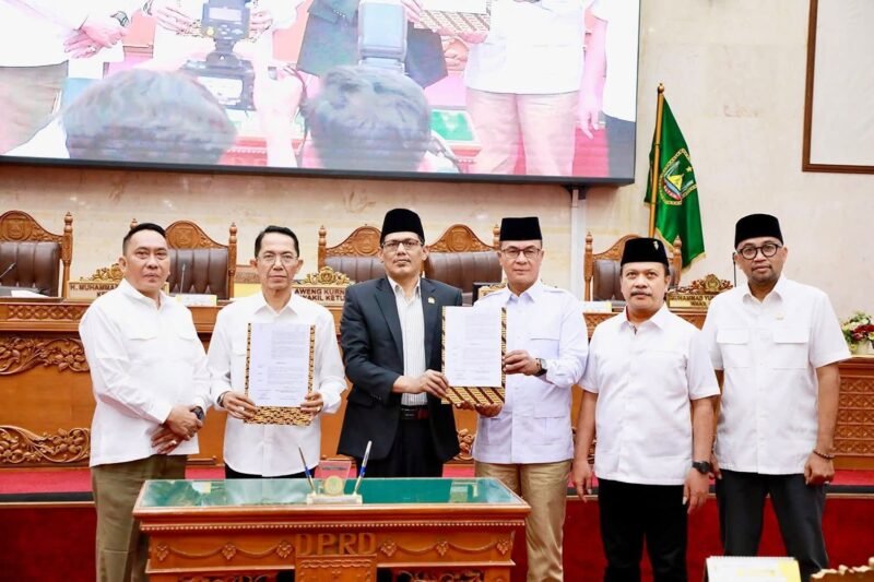 Rapat Paripurna DPRD Kota Batam, Senin (16/3/2026). Foto: Istimewa