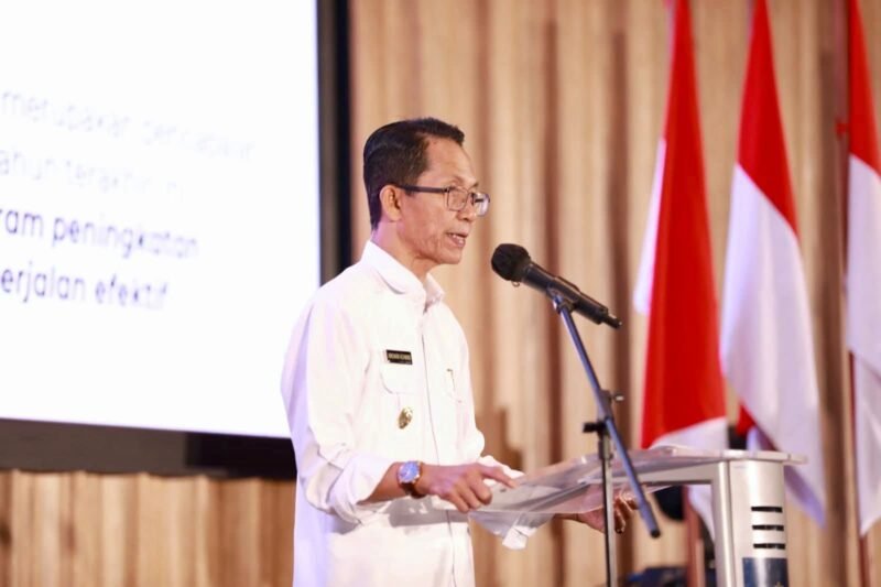 Wali kota Batam Amsakar Achmad, saat membuka Musrenbang Rencana Kerja Pemerintah Daerah (RKPD) Kota Batam Tahun 2026 dalam rangka penyusunan RKPD 2027 di Grand Mercure Batam Centre, Kamis (5/3/2026). Foto: Humas Diskominfo Batam