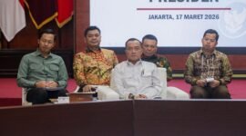 Menteri Sekretaris Negara (Mensesneg), Prasetyo Hadi (baju putih). Foto: Humas Setneg