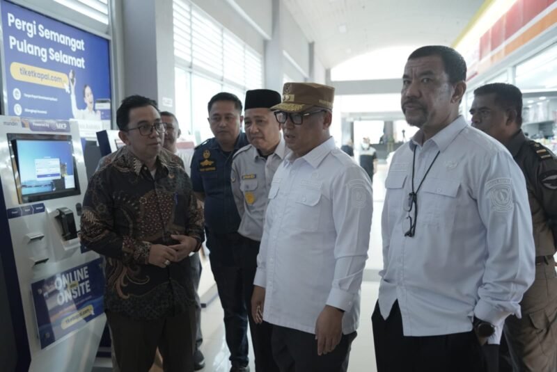 Wagub Kepri, Nyanyang Haris Pratamura, meninjau Pelabuhan Domestik Telaga Punggur, Kota Batam, Rabu (4/3/2026). Diskominfo Kepri