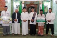 Gubenur Kepri Ansar Ahmad melaksanakan Safari Ramadan di Masjid Nur Al Weini, Jalan Peralatan, Kota Tanjungpinang, Senin (2/3/2026). Foto: Diskominfo Kepri