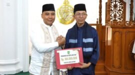 Wali Kota Batam Amsakar Achmad saat Safari Ramadan di wilayah Nongsa, Rabu (11/3/2026). Foto: Humas Diskominfo Batam