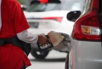 Ilustrasi petugas SPBU