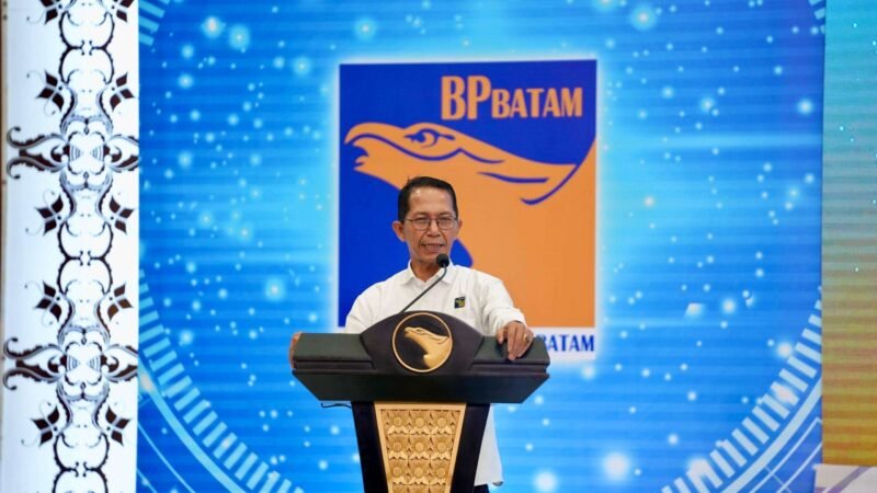 Kepala BP Batam Amsakar Achmad
