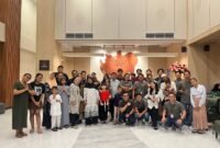 Manajemen MaxOne Batam menggelar buka puasa bersama karyawan dan keluarga di restoran hotel, Kamis (12/3/2026) malam. Foto: Istimewa