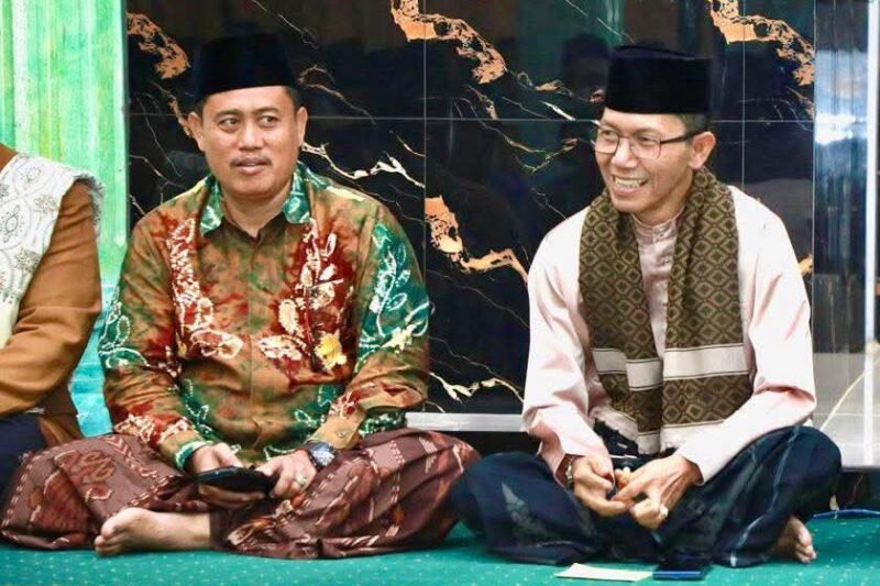 Pemko Batam melalui Badan Amil Zakat Nasional (Baznas) Kota Batam menyalurkan bantuan air bersih bagi warga terdampak banjir di Aceh. Foto: Humas Diskominfo Batam
